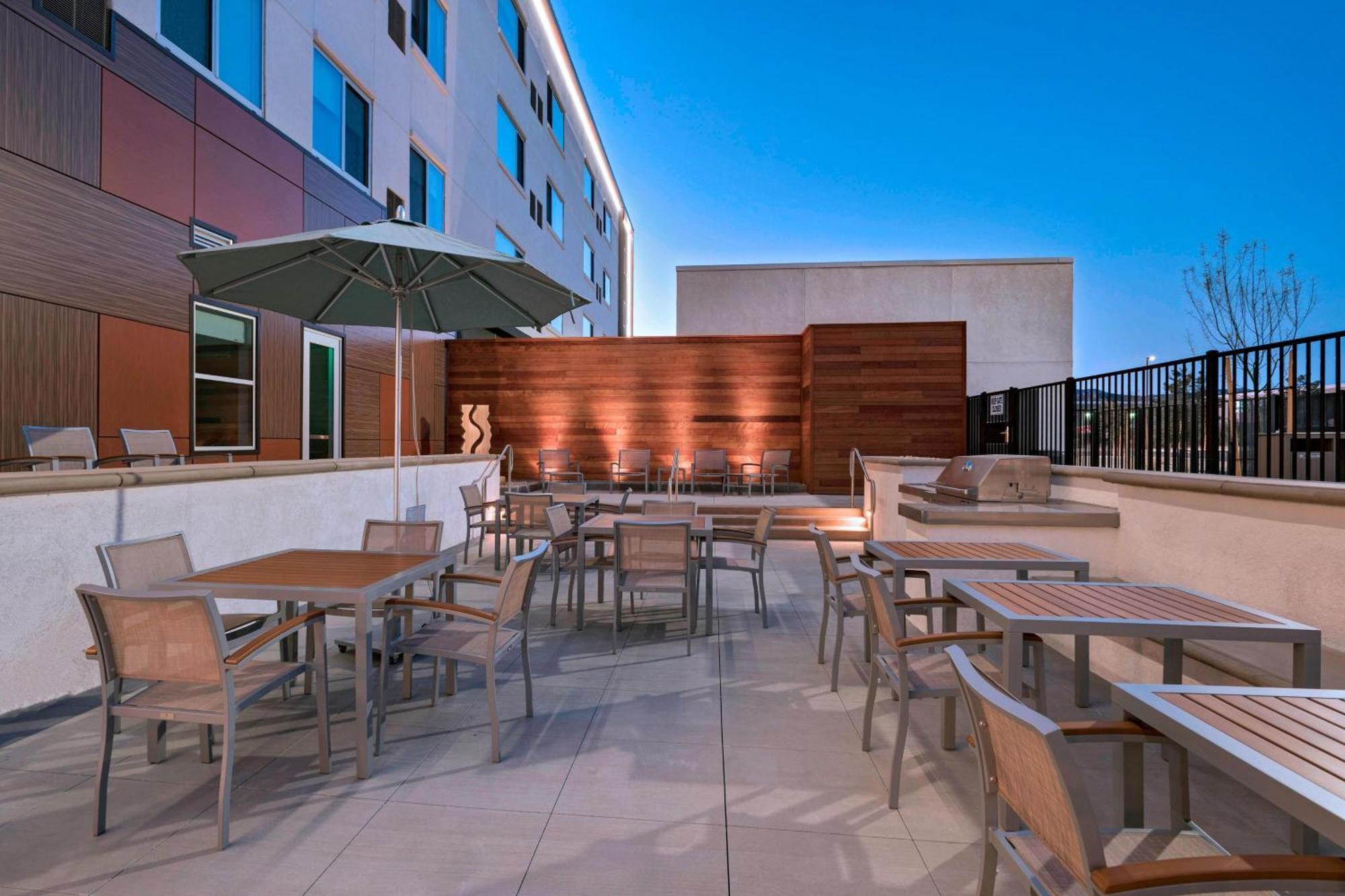 Hotel Element 3*
